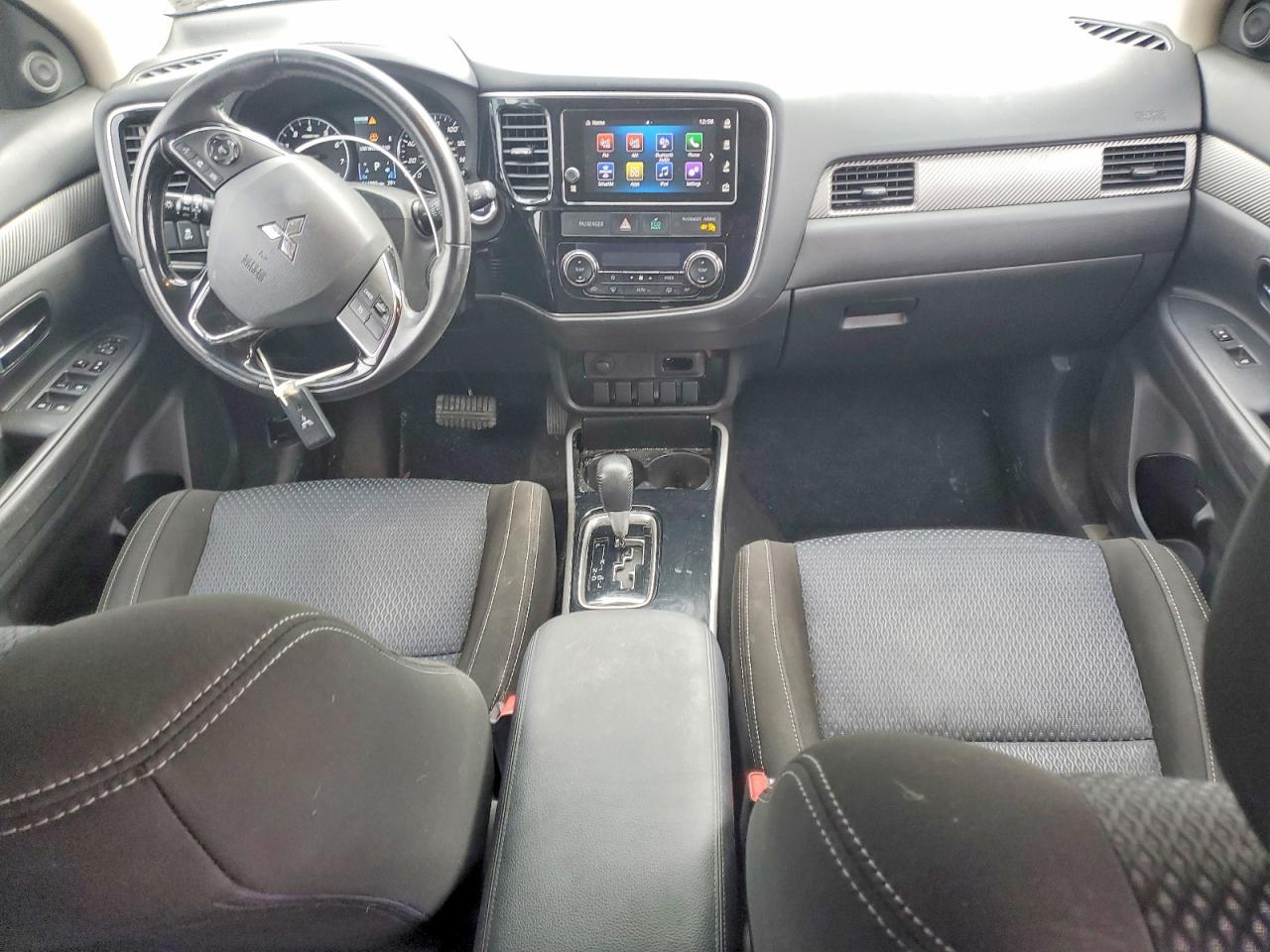 2018 MITSUBISHI outlander