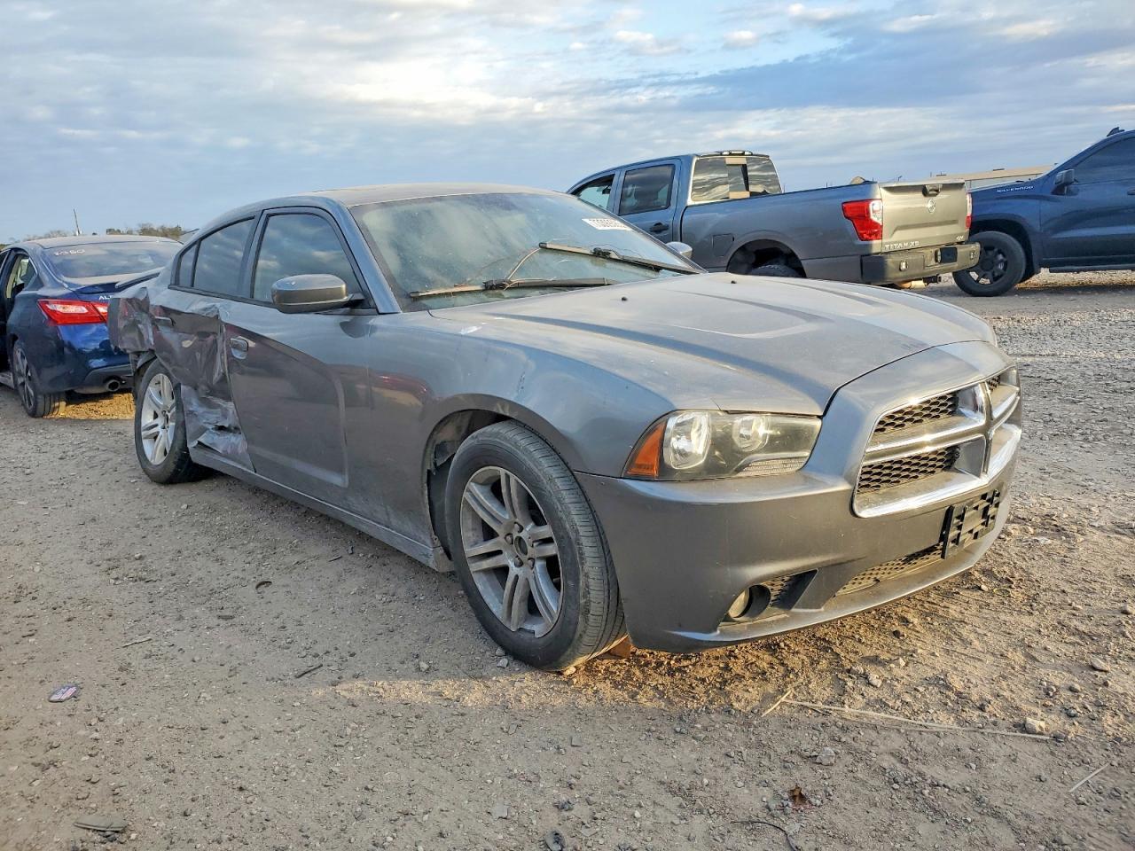 2011 DODGE CHARGER