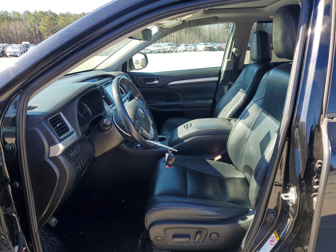 2019 TOYOTA HIGHLANDER