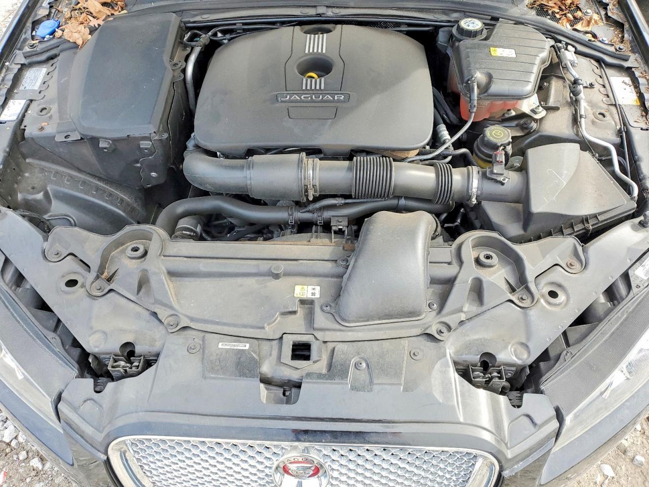 2015 JAGUAR XF