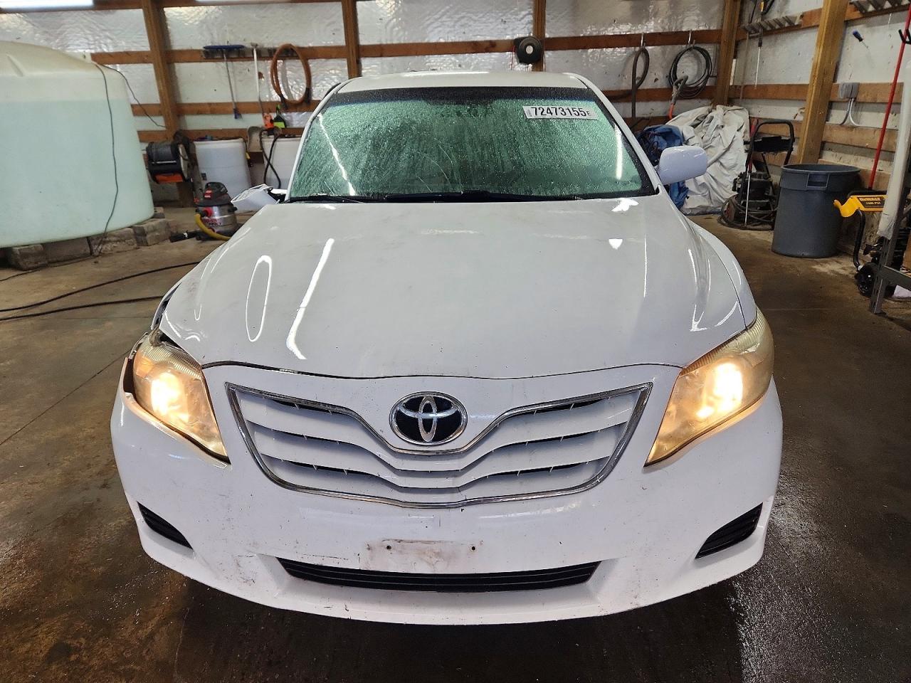 2011 TOYOTA CAMRY