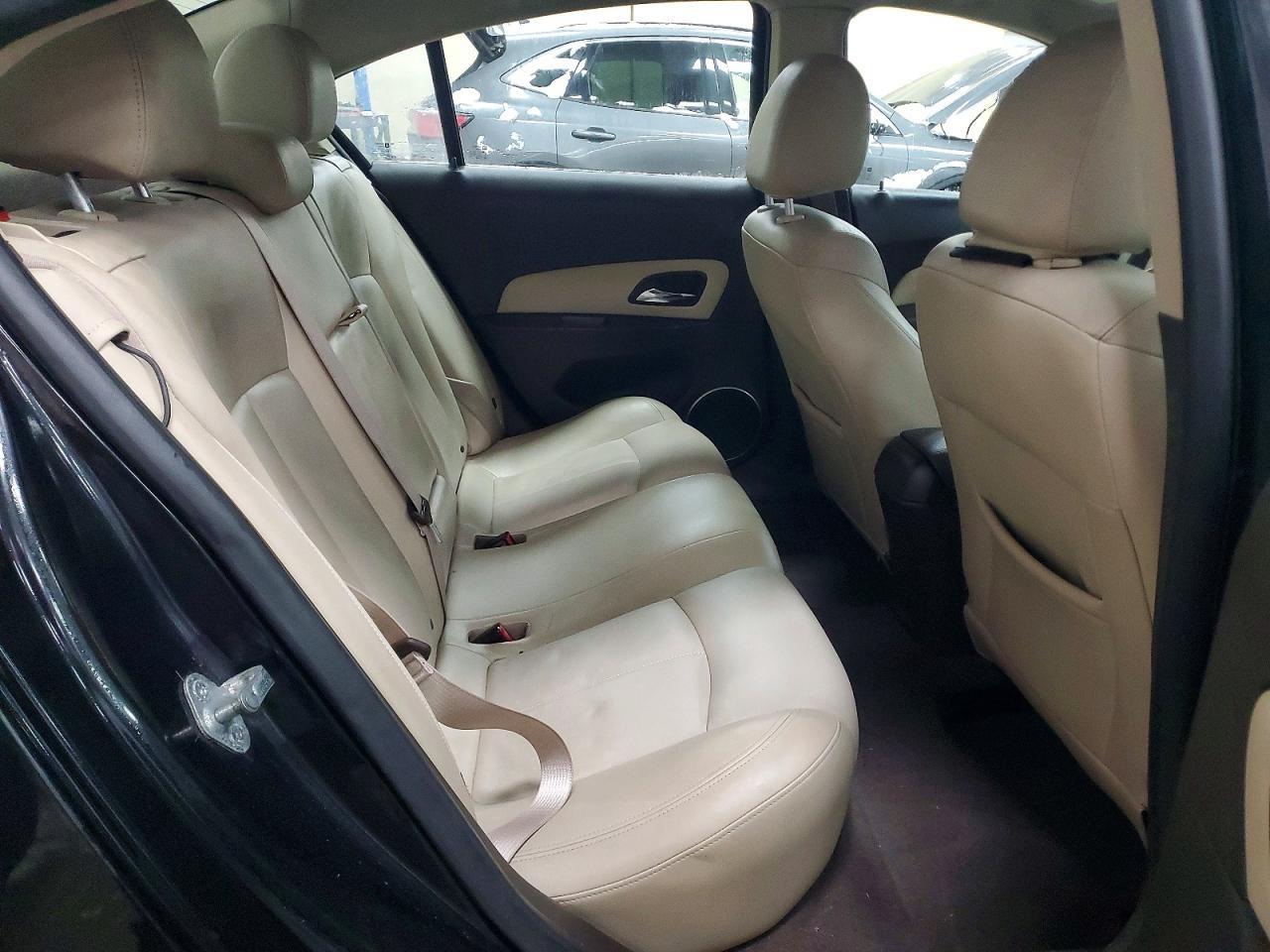 2011 CHEVROLET CRUZE