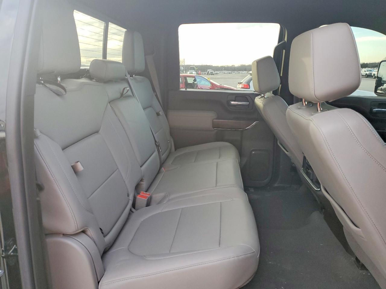 2023 GMC Sierra