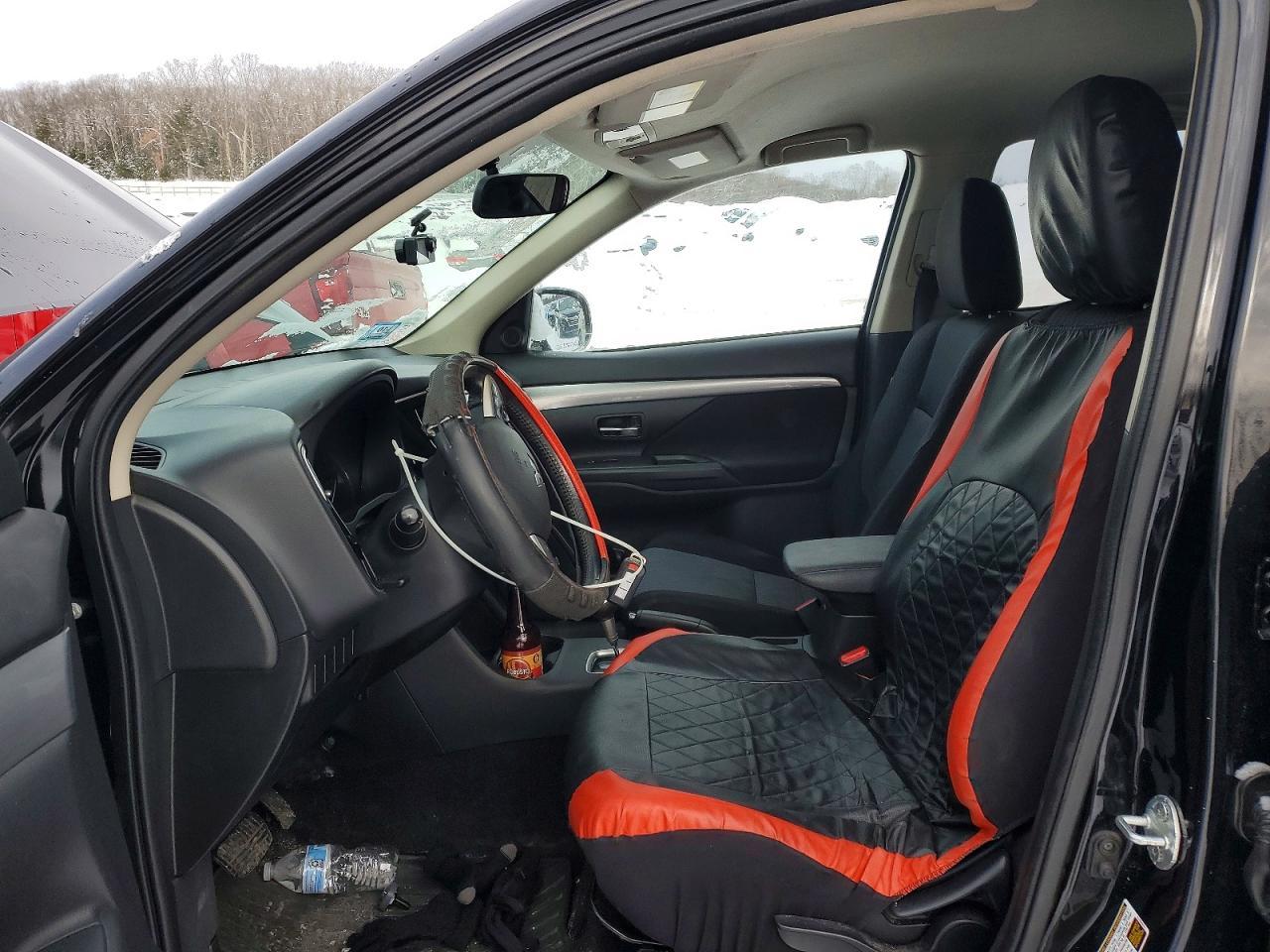 2014 MITSUBISHI outlander