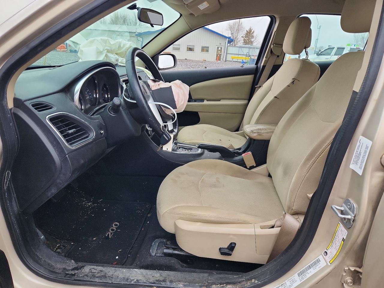 2014 CHRYSLER 200