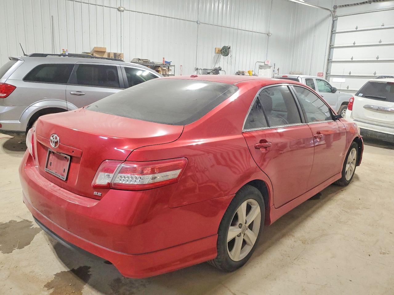 2011 TOYOTA CAMRY