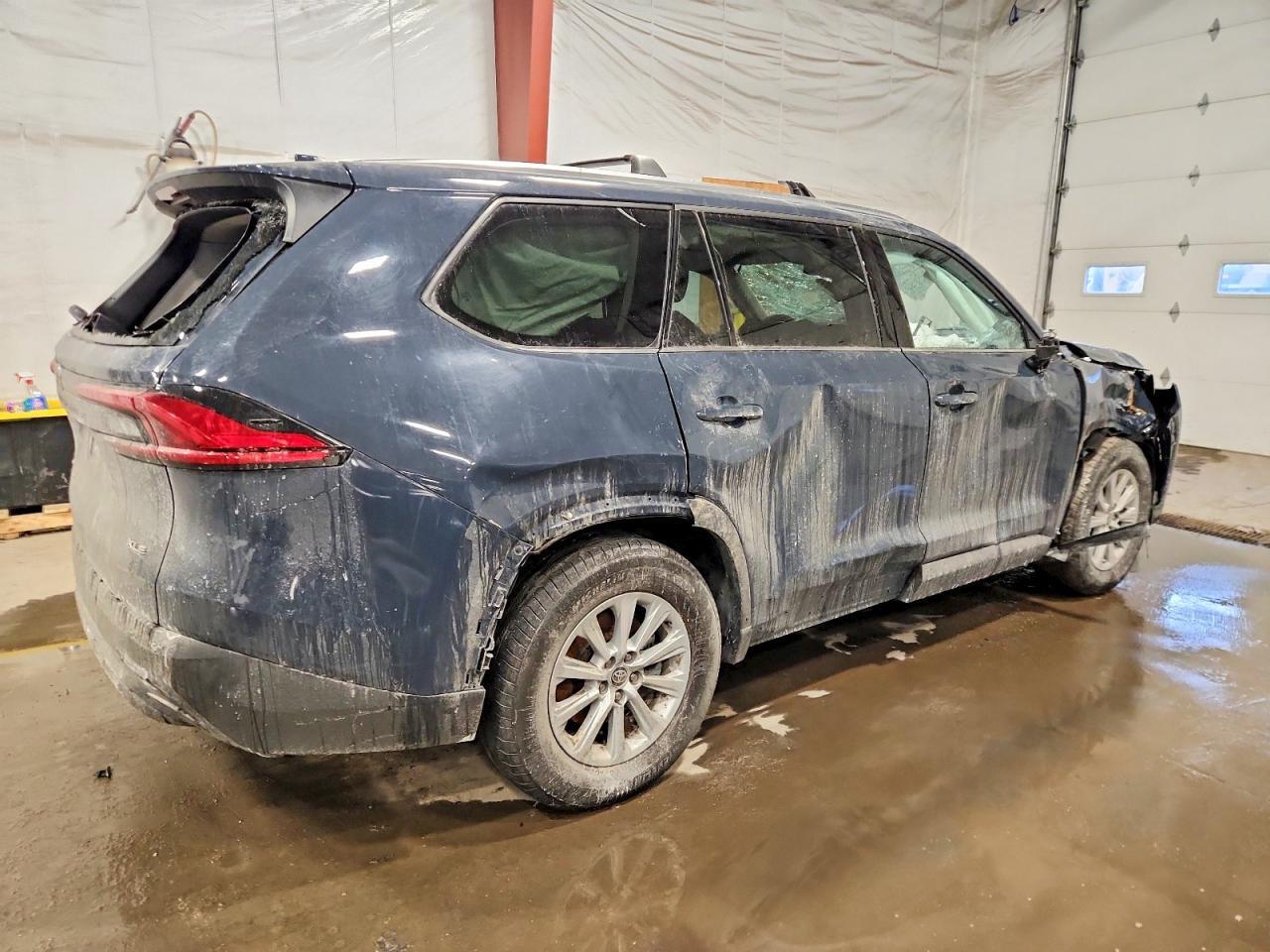 2024 TOYOTA HIGHLANDER