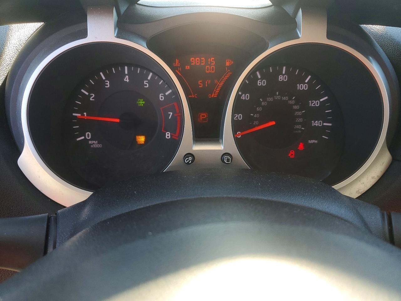 2013 NISSAN Juke