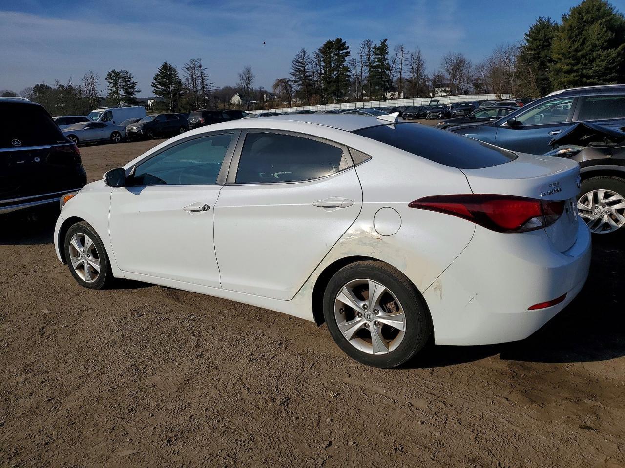 2016 HYUNDAI ELANTRA