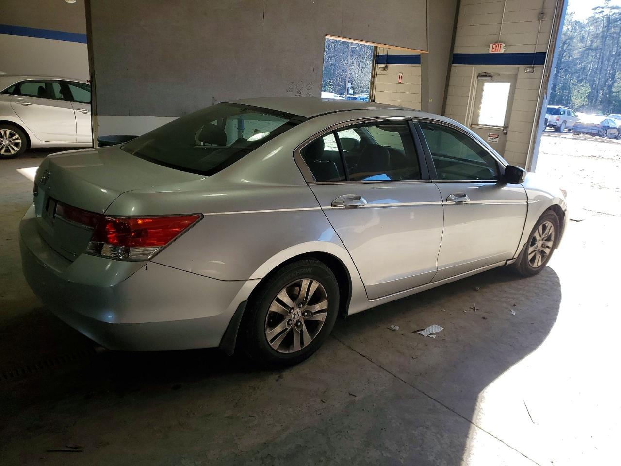2011 HONDA ACCORD