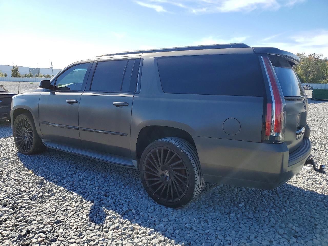 2015 CADILLAC Escalade ESV
