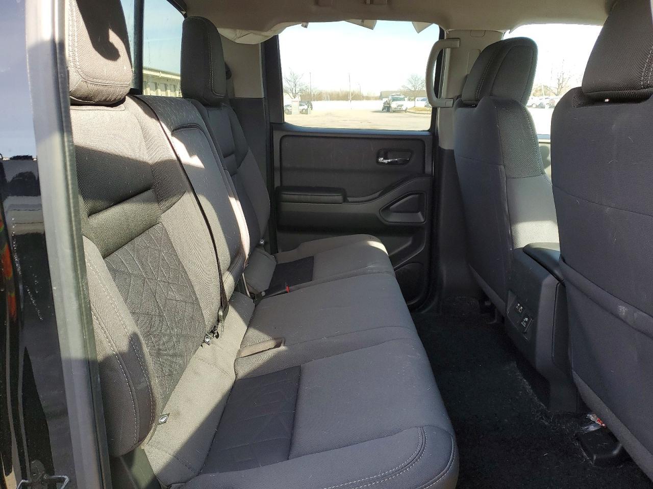 2025 NISSAN Frontier