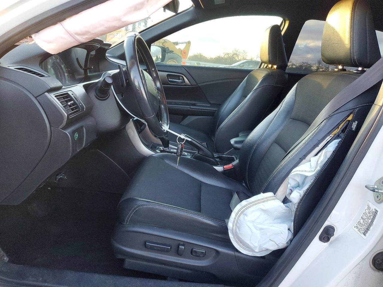 2017 HONDA ACCORD