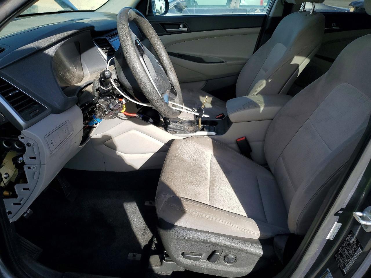 2016 HYUNDAI TUCSON