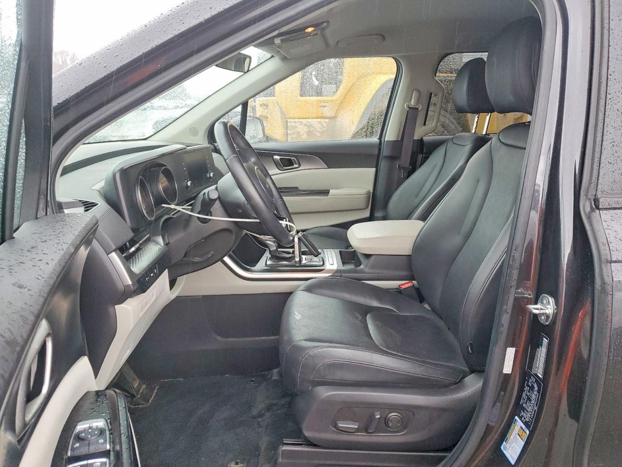 2024 KIA Carnival