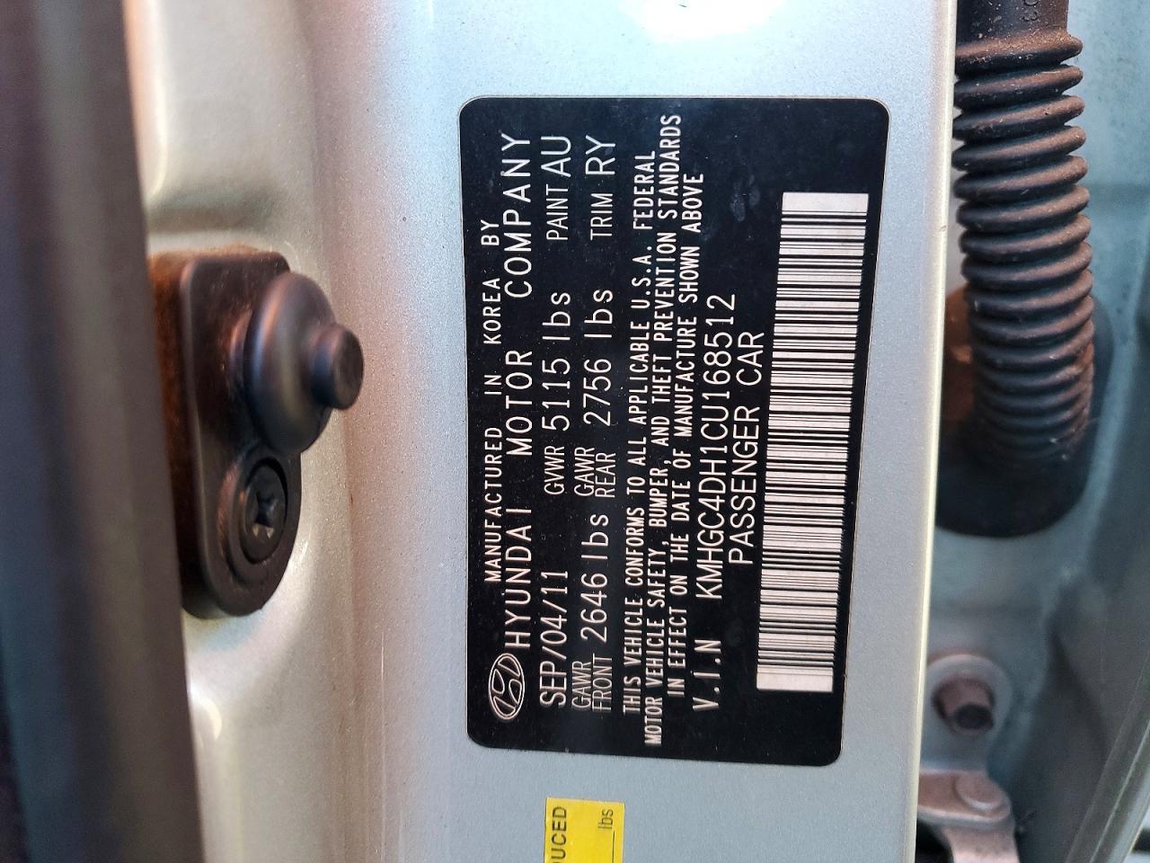 2012 HYUNDAI GENESIS