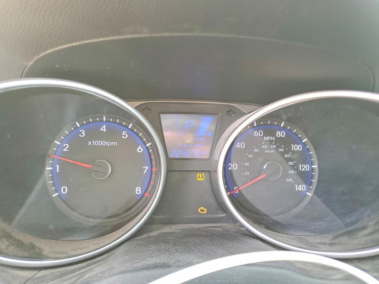 2010 HYUNDAI TUCSON
