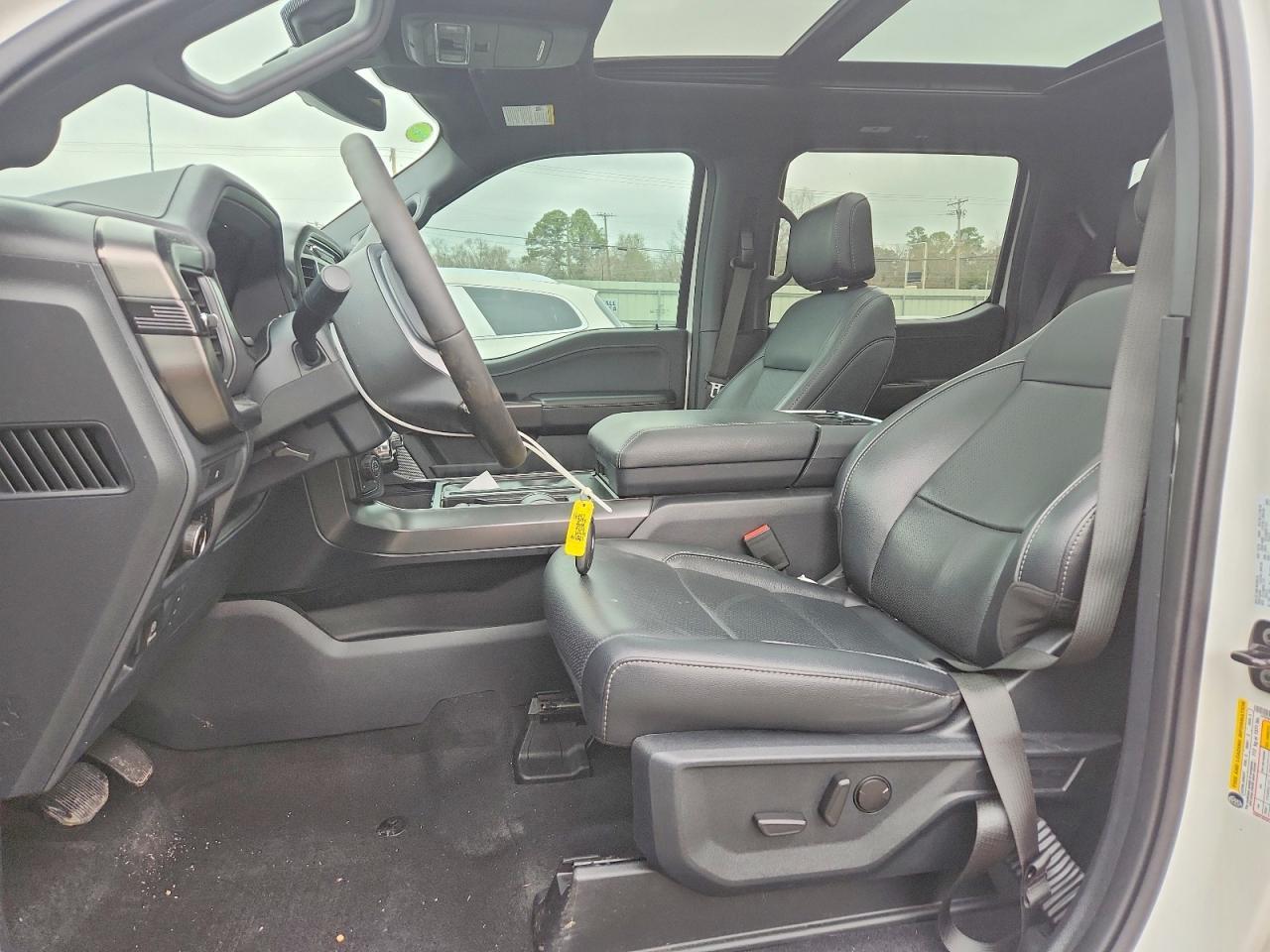 2025 FORD F-150 Lightning