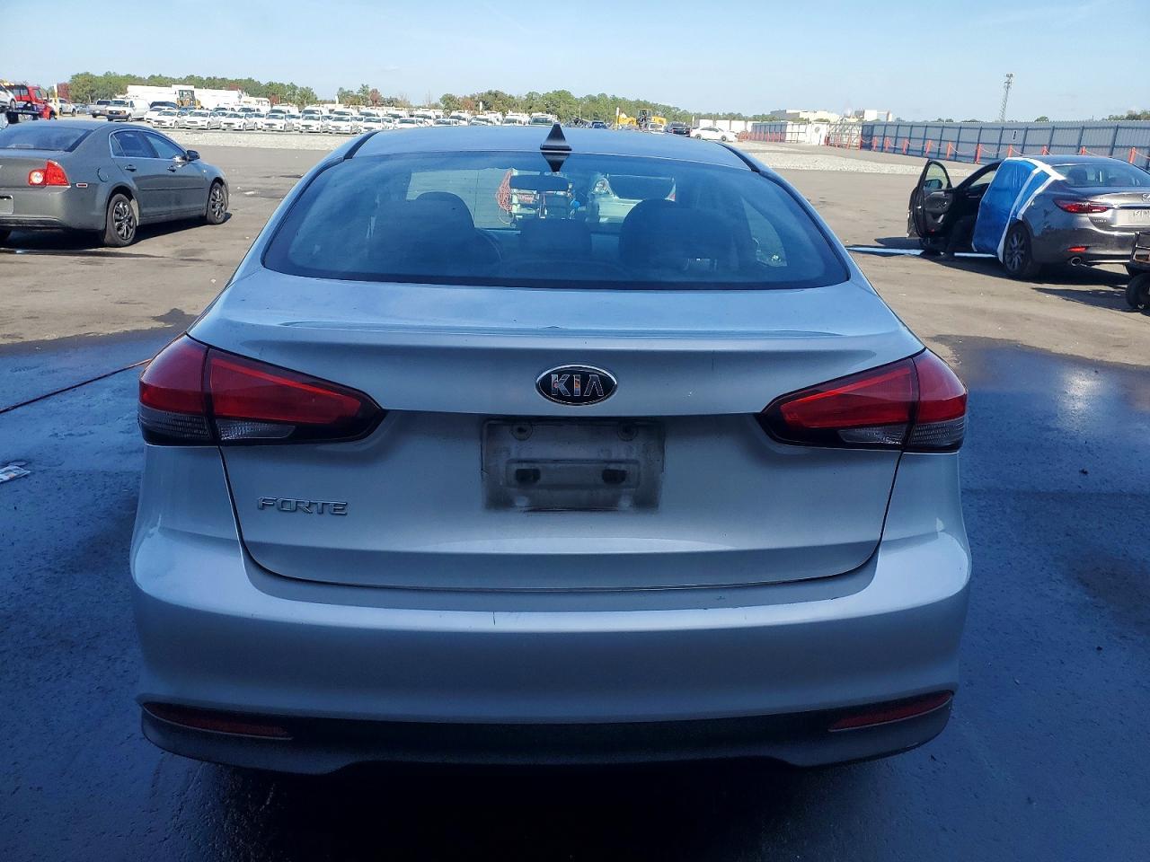 2018 KIA FORTE