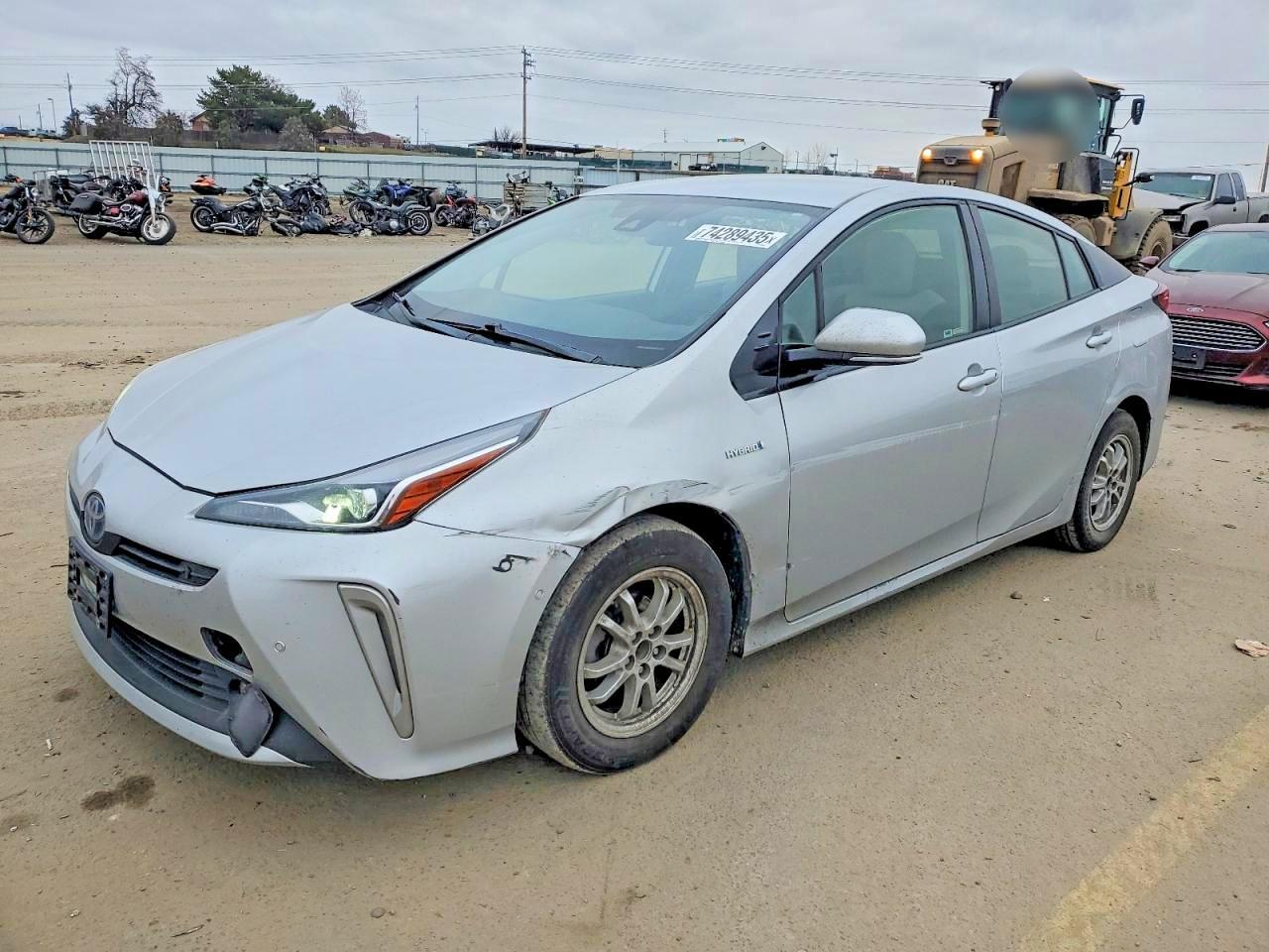 2019 TOYOTA PRIUS