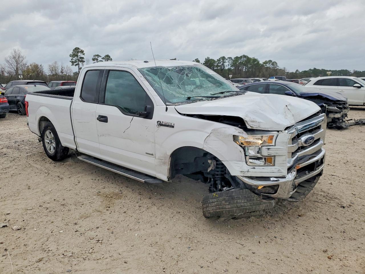 2015 FORD F-150