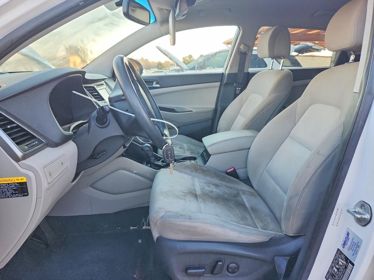 2016 HYUNDAI TUCSON