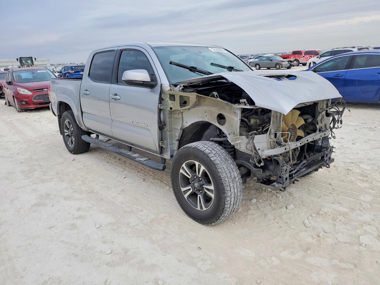 2016 TOYOTA TACOMA