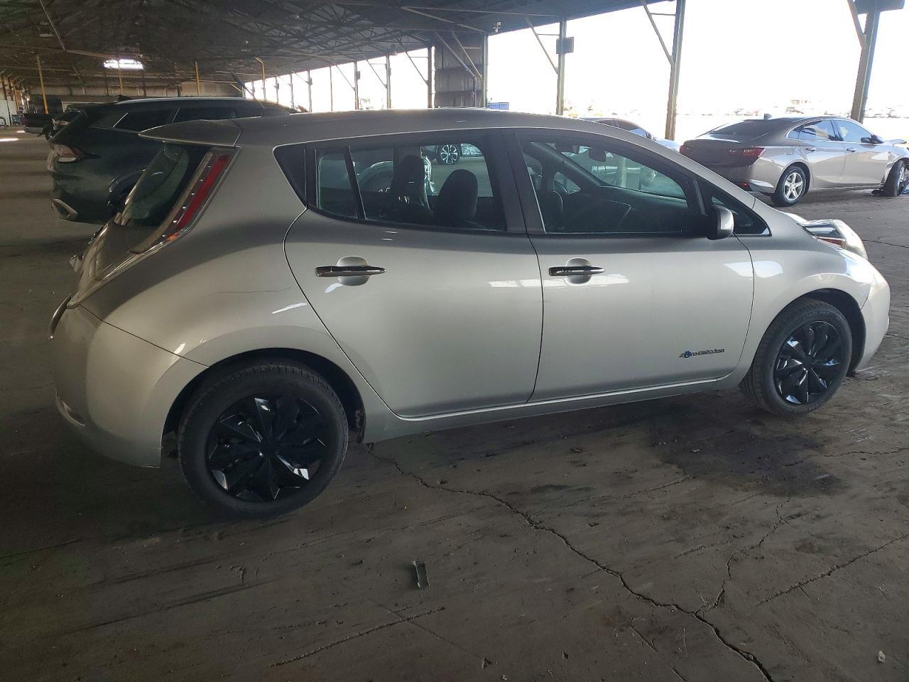 2013 NISSAN LEAF