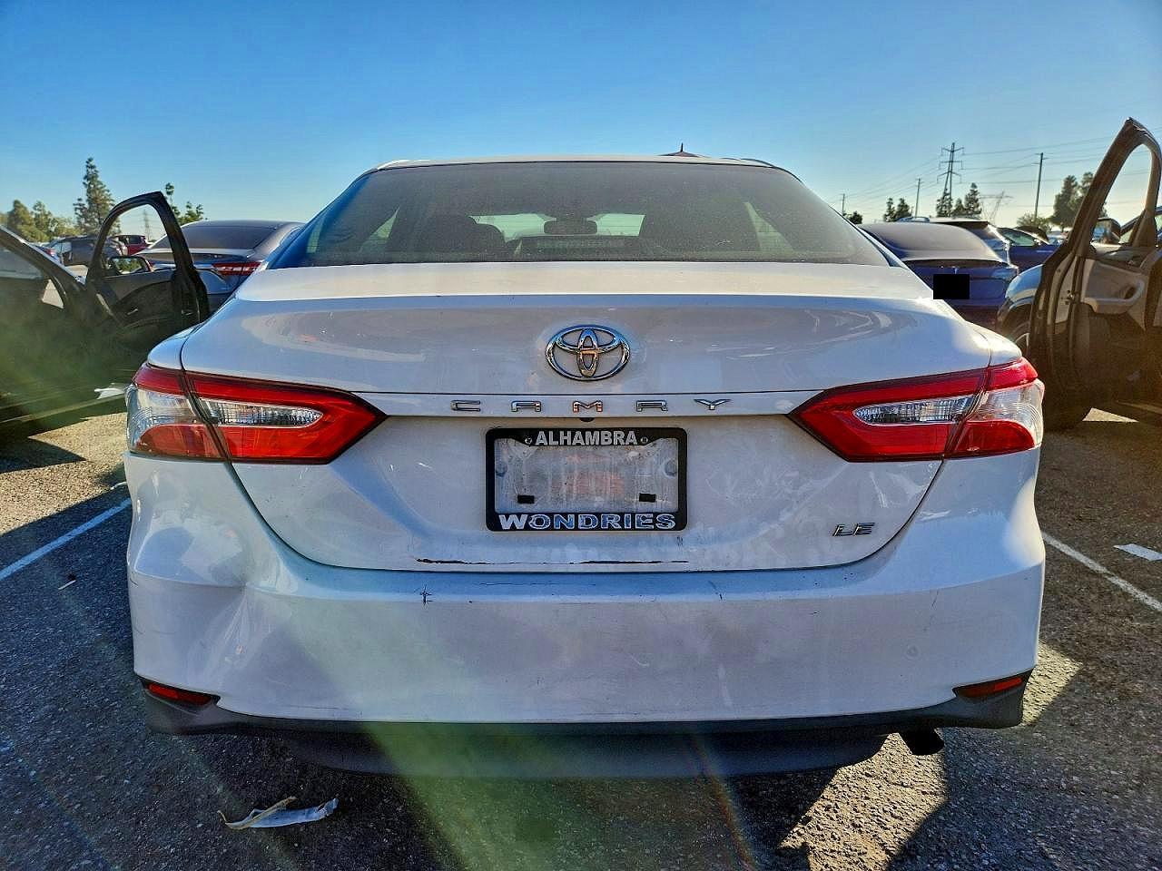 2018 TOYOTA CAMRY
