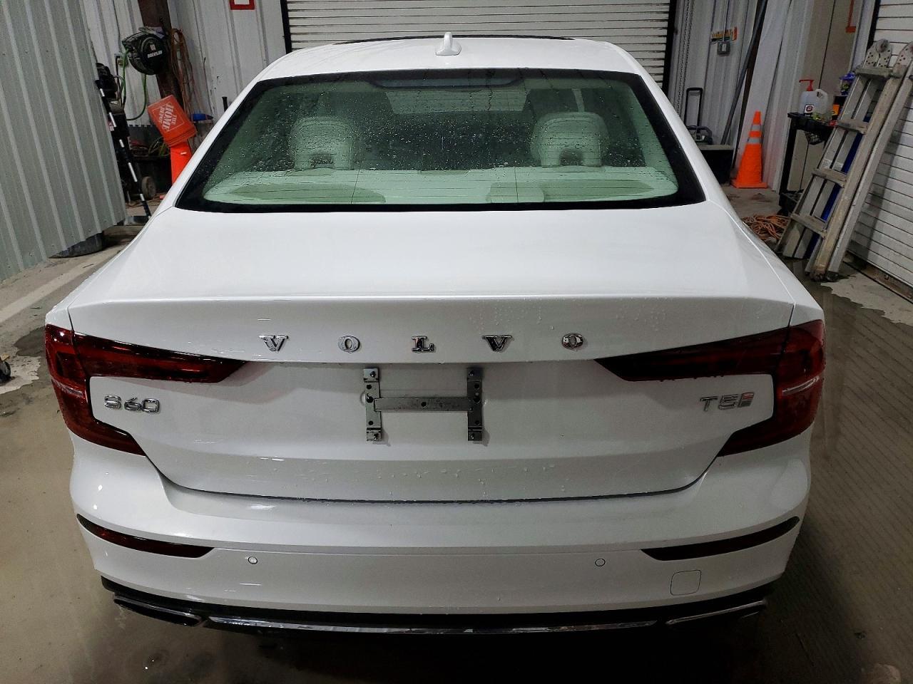 2020 VOLVO S60