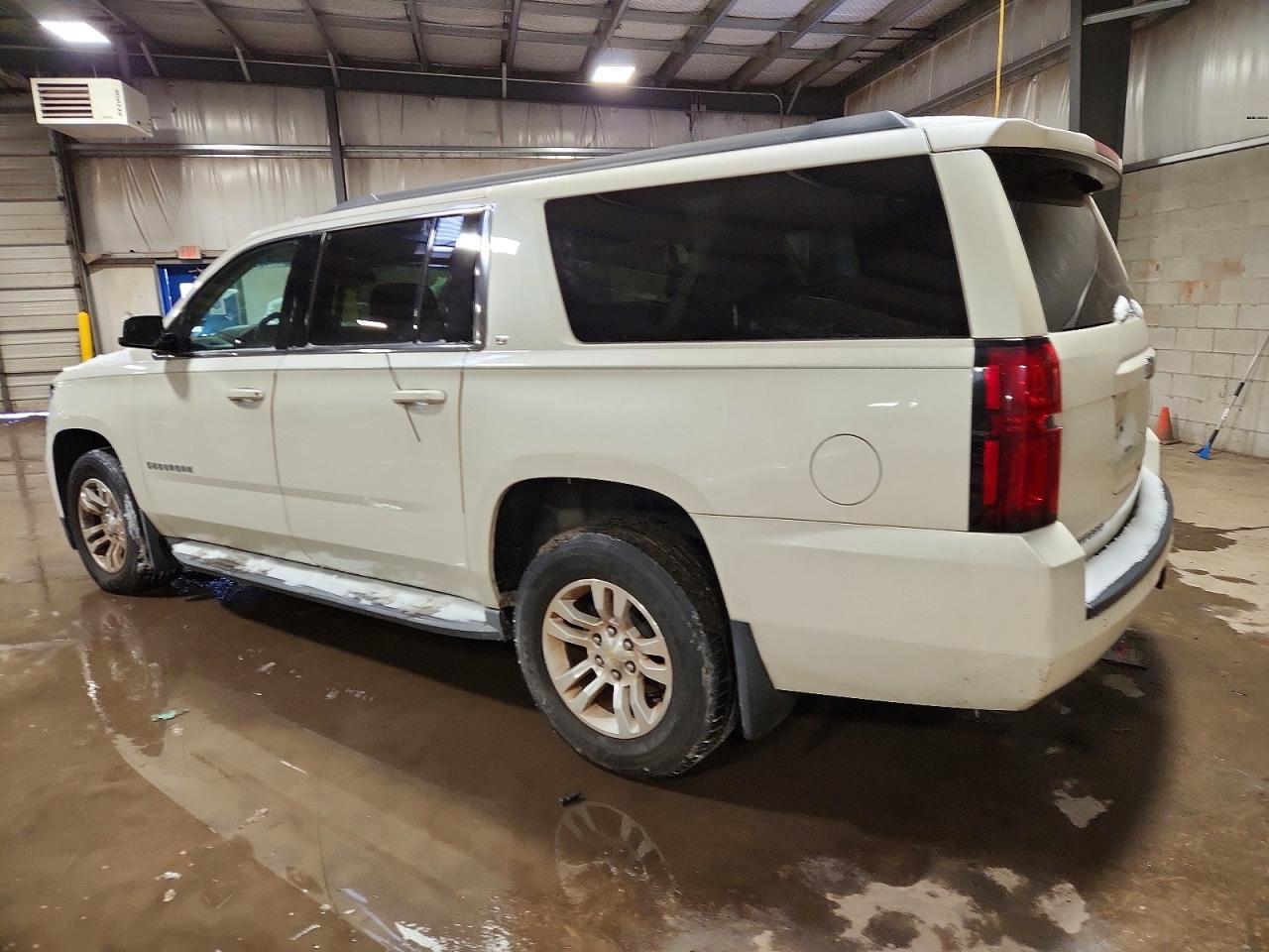 2015 CHEVROLET Suburban