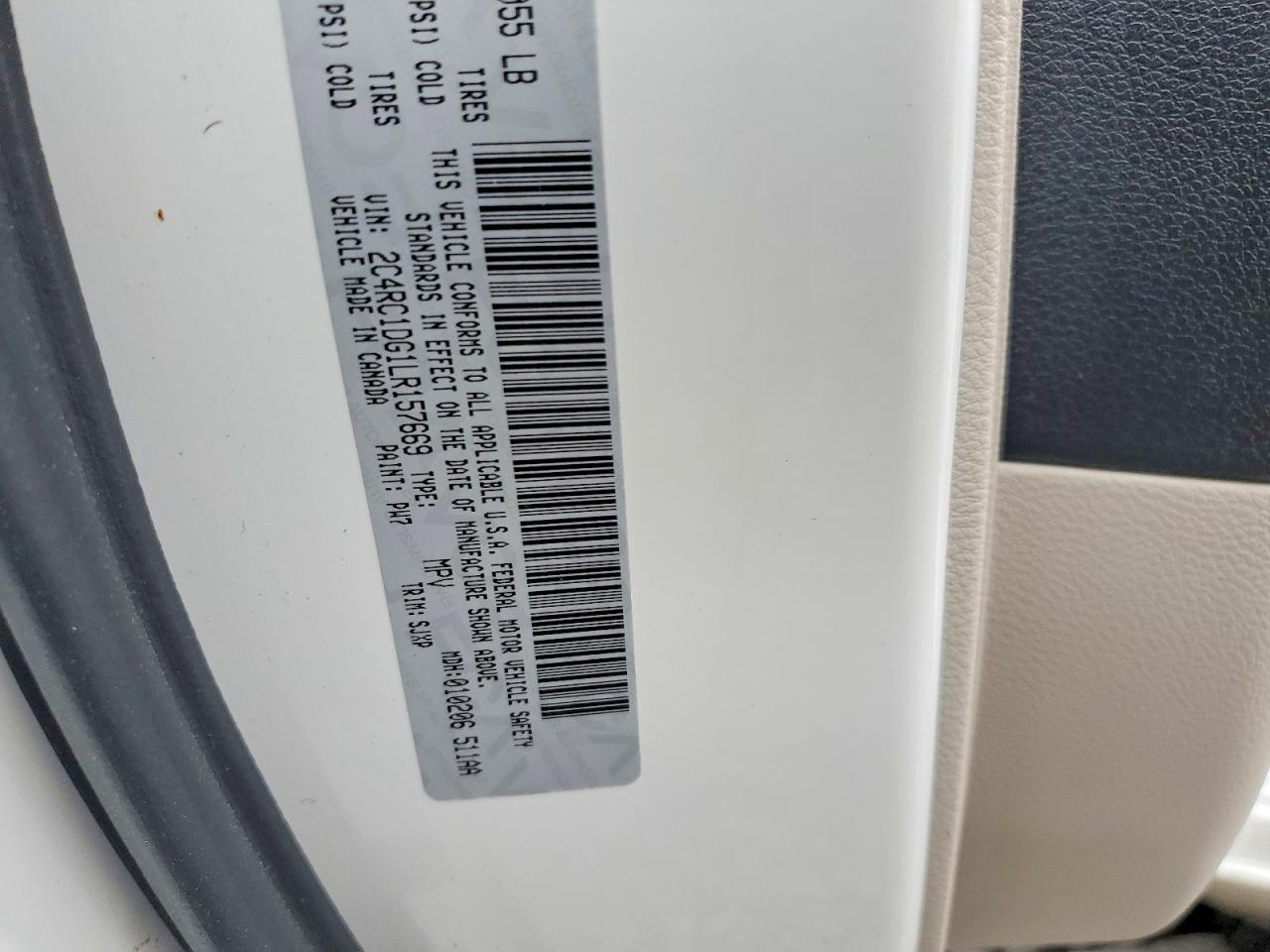 2020 CHRYSLER Voyager