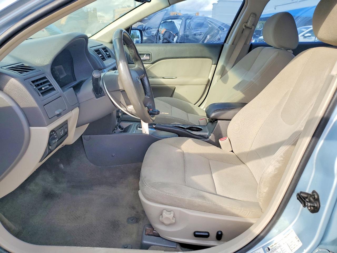 2010 FORD FUSION