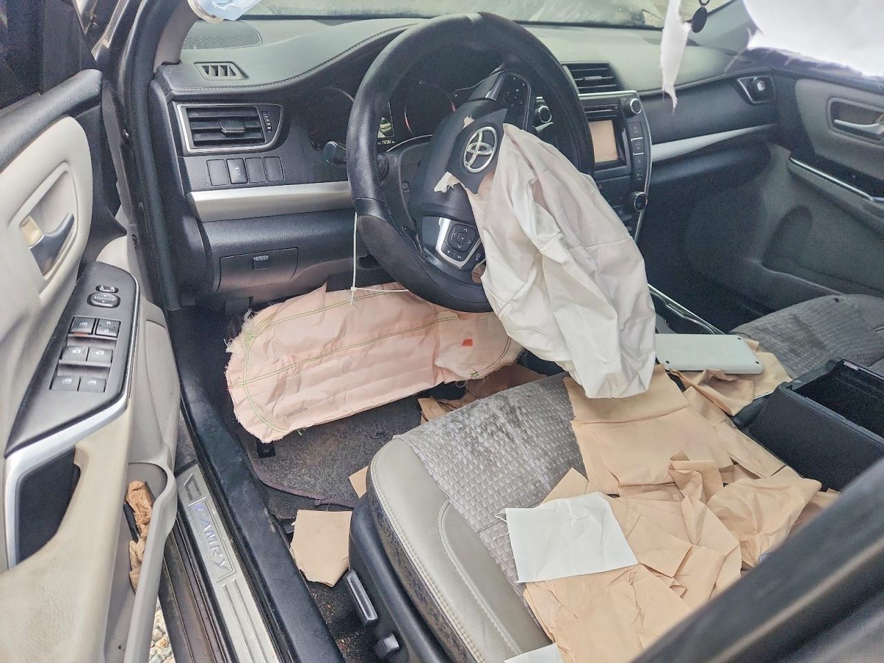 2015 TOYOTA CAMRY