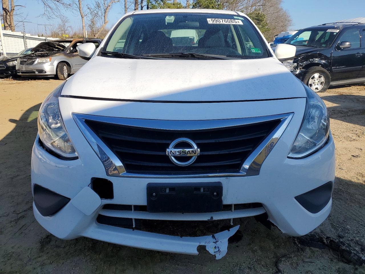 2019 NISSAN VERSA