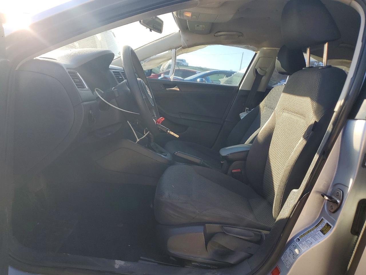 2013 VOLKSWAGEN JETTA