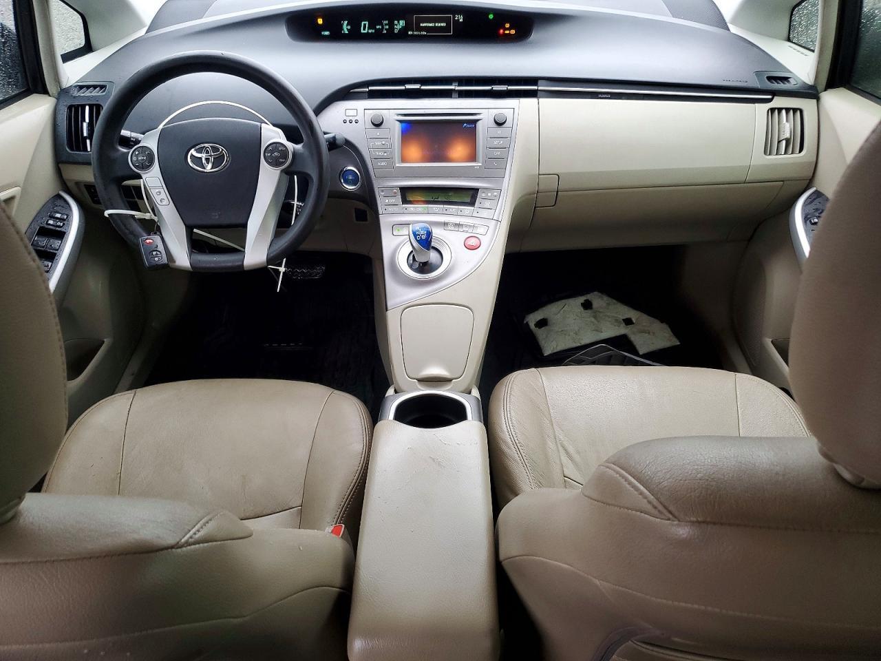 2014 TOYOTA PRIUS