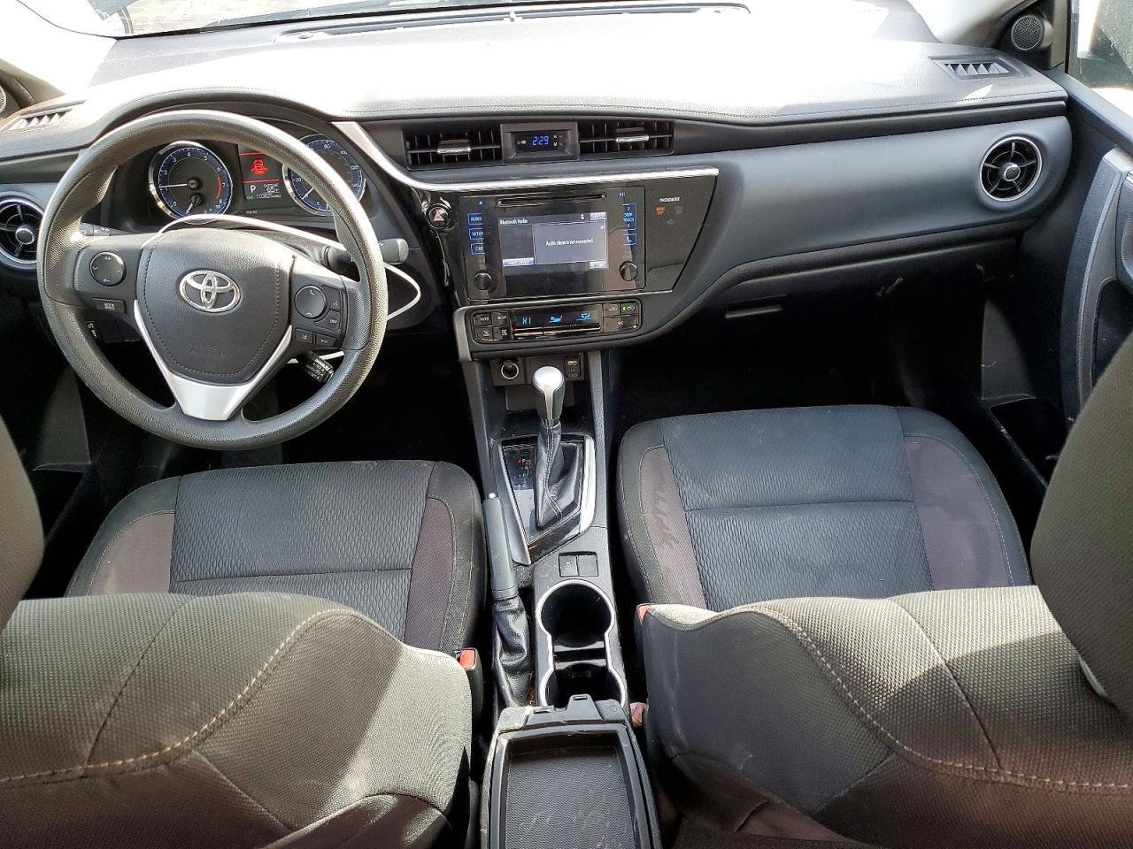 2017 TOYOTA COROLLA