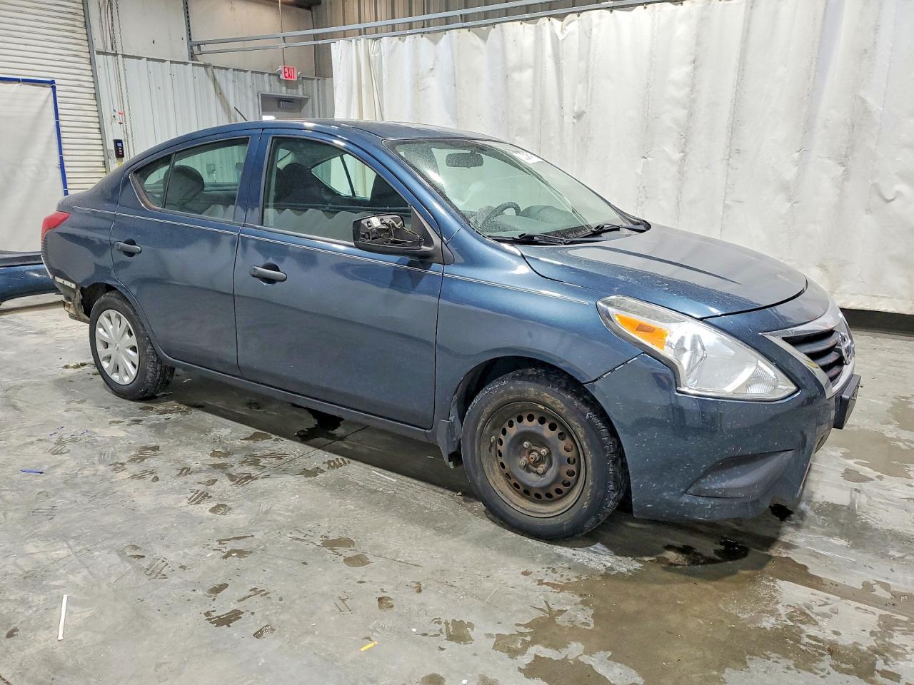 2016 NISSAN VERSA