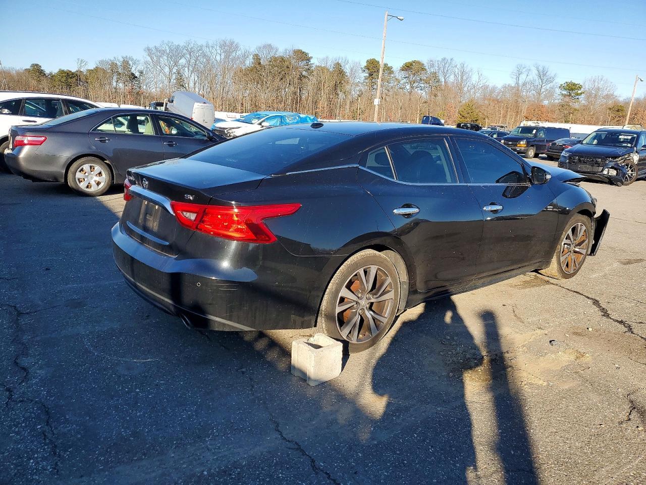 2017 NISSAN Maxima