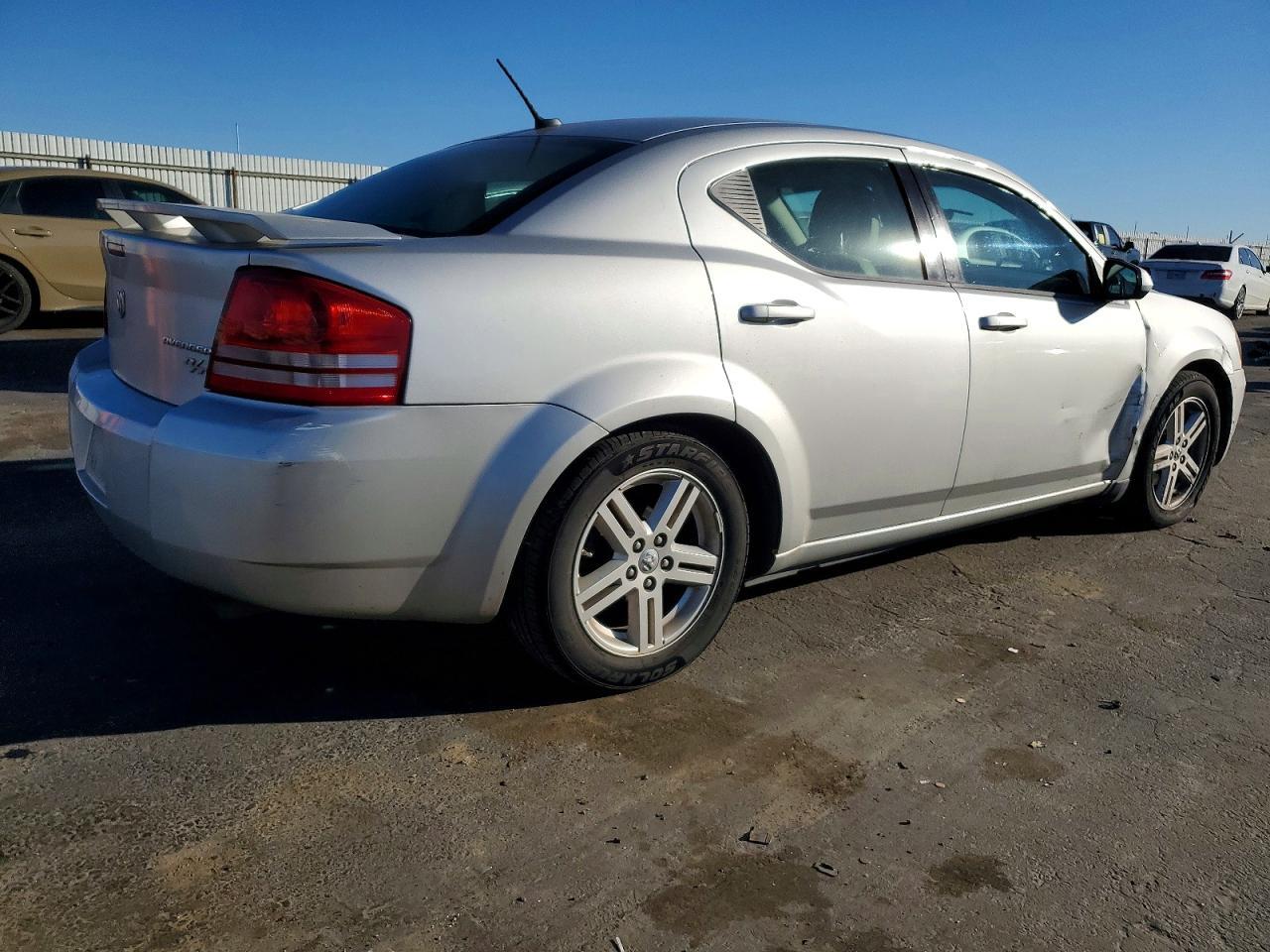 2010 DODGE Avenger