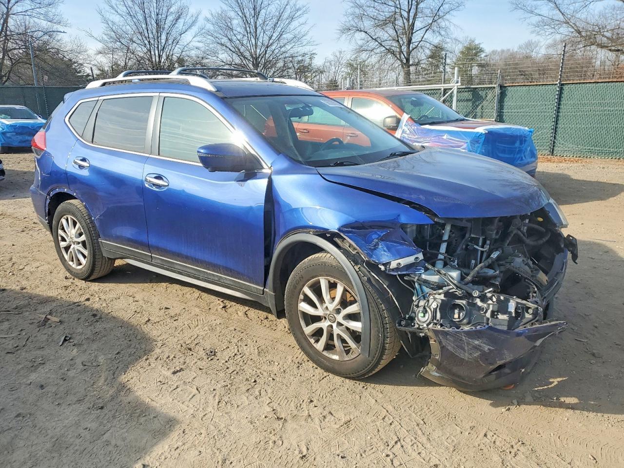 2017 NISSAN ROGUE