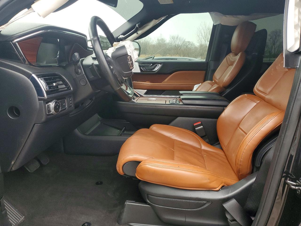 2021 LINCOLN Navigator