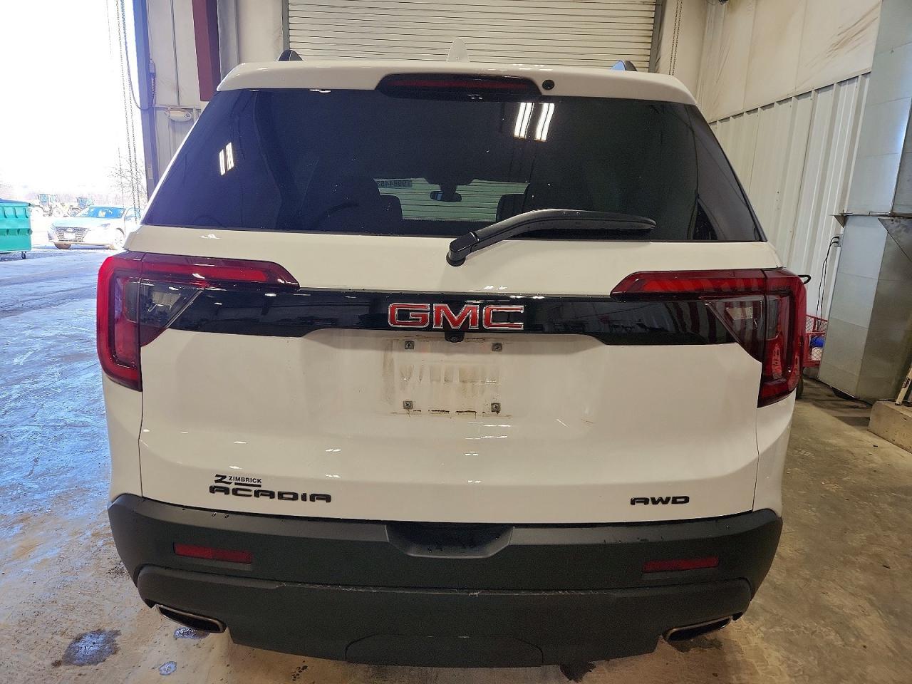 2023 GMC ACADIA