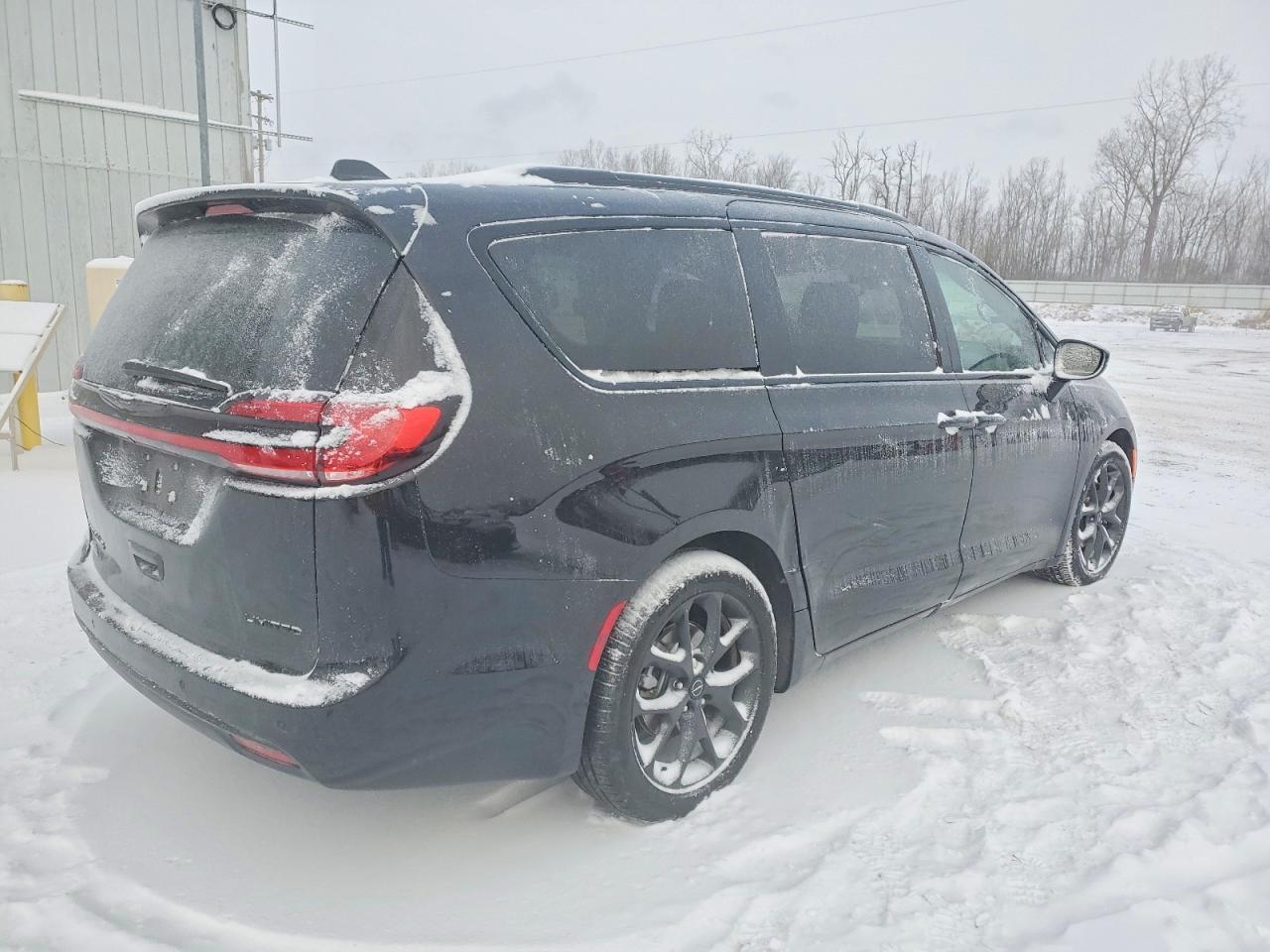 2025 CHRYSLER Pacifica