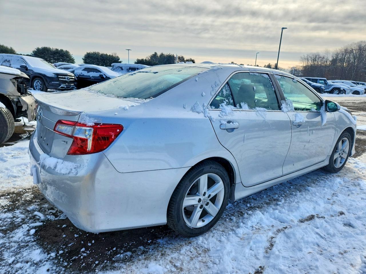 2013 TOYOTA CAMRY