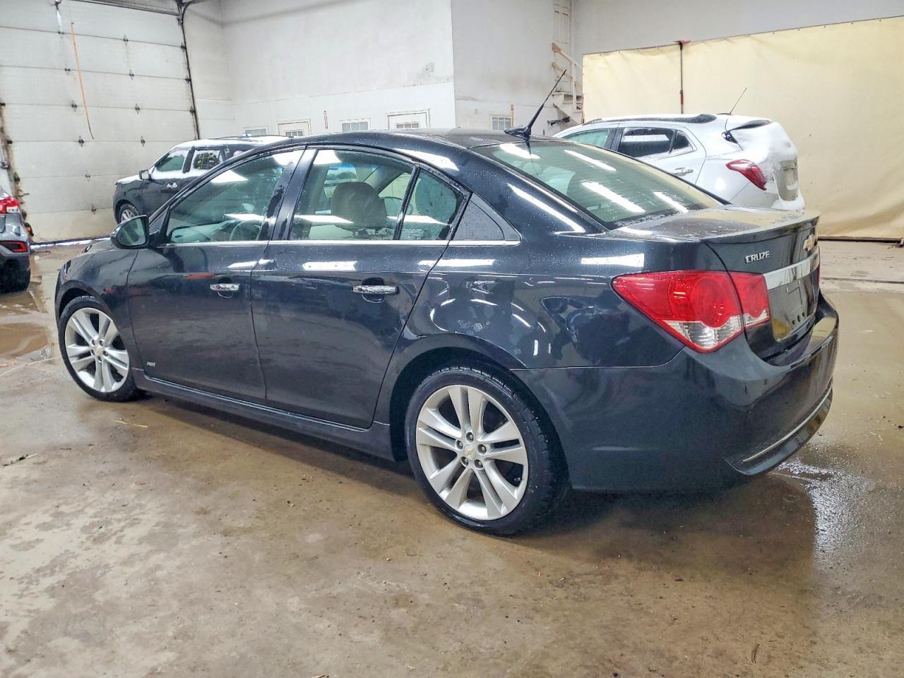 2011 CHEVROLET CRUZE
