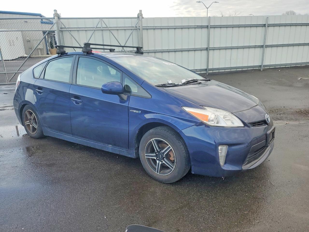 2013 TOYOTA PRIUS