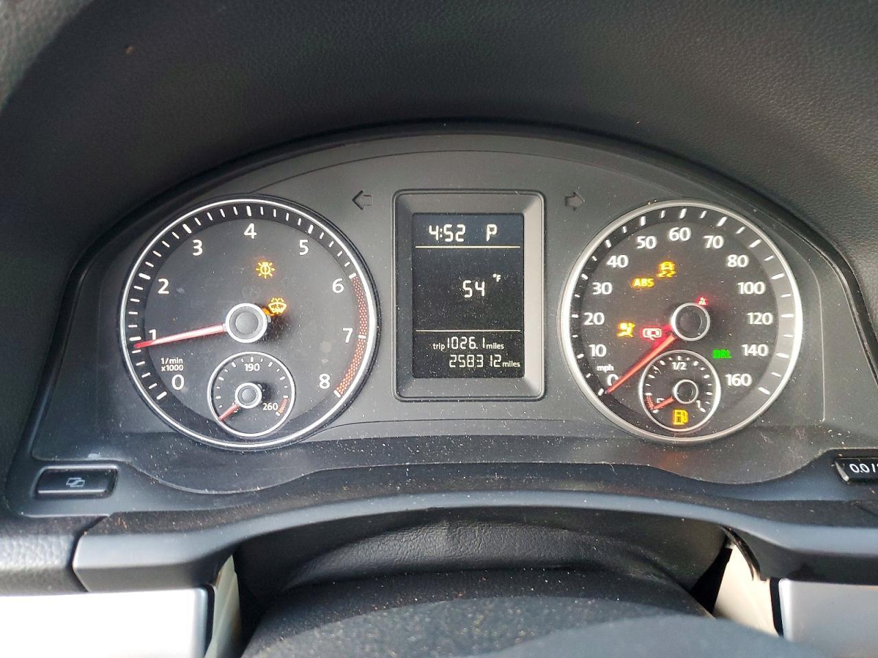 2010 VOLKSWAGEN JETTA