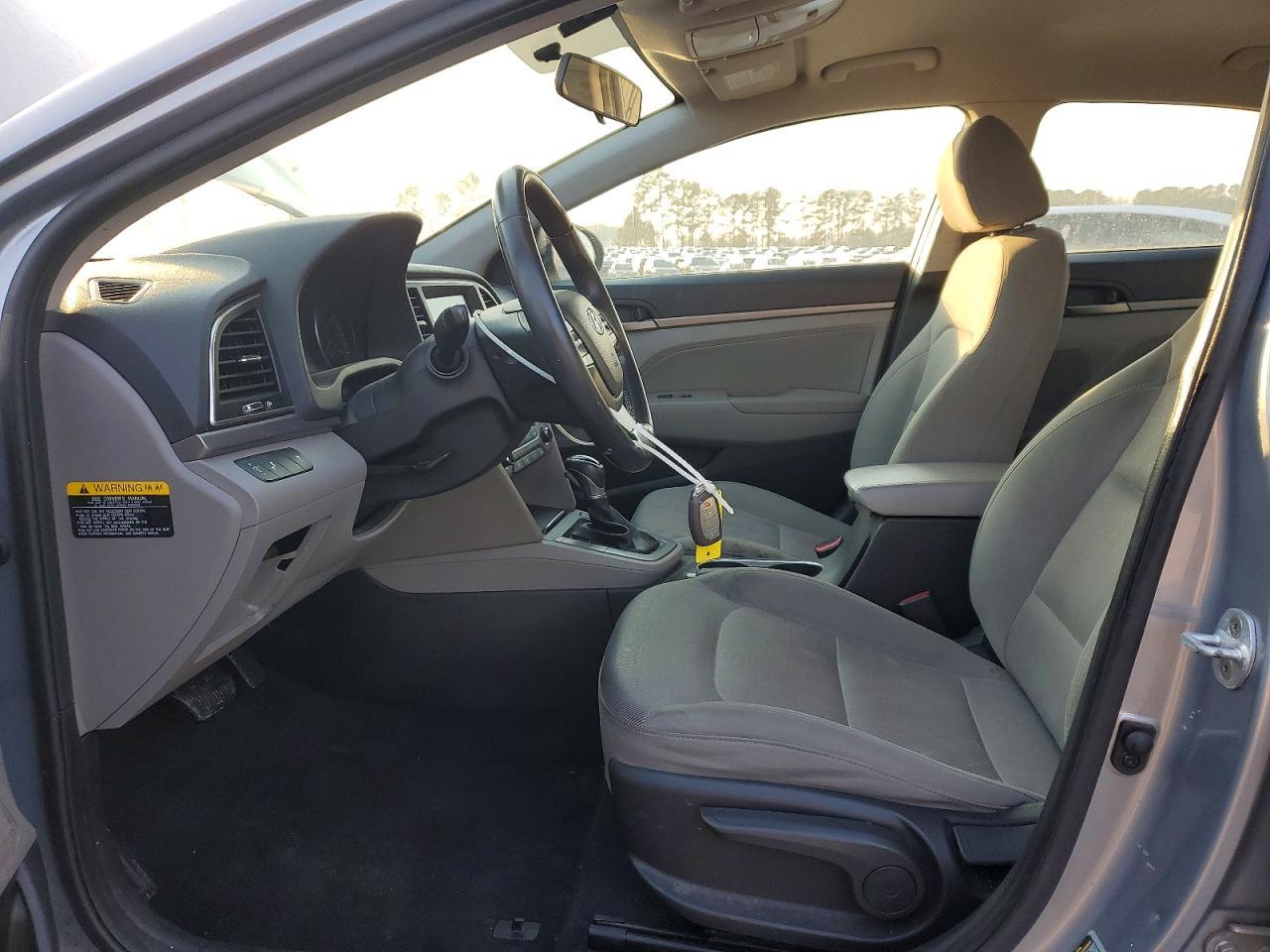 2017 HYUNDAI ELANTRA